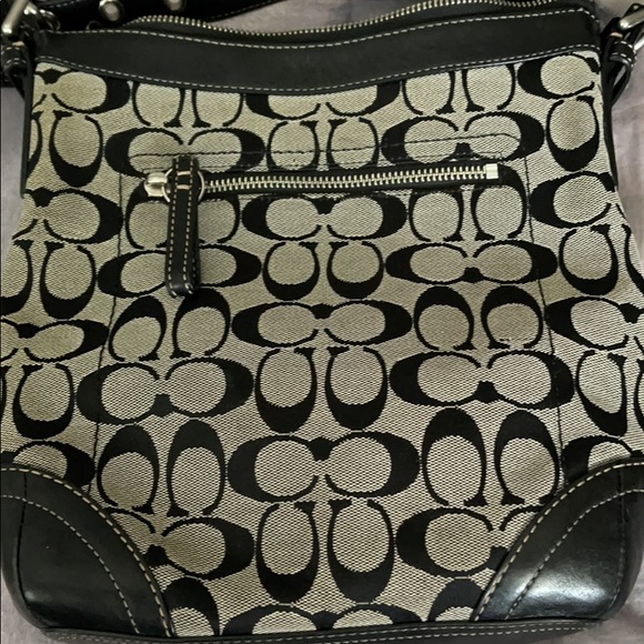 Coach Crossbody Bag - Picture 1 of 2